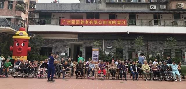 银幸颐园 | “穿越火线之安泽金秋消防实练”在银幸颐园顺利开展 银幸颐园 | “穿越火线之安泽金秋消防实练”在银幸颐园顺利开展