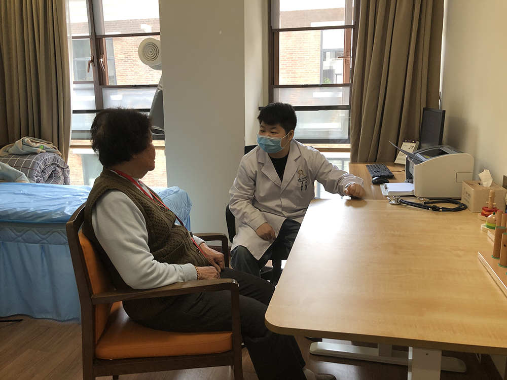 你们在前线支援,我们在后方守护