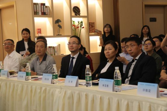 关于认知症照护，越秀养老有话说