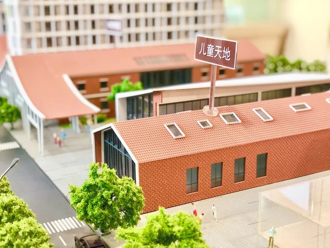 越秀养老 | 法国青年议员团参观越秀海颐苑项目