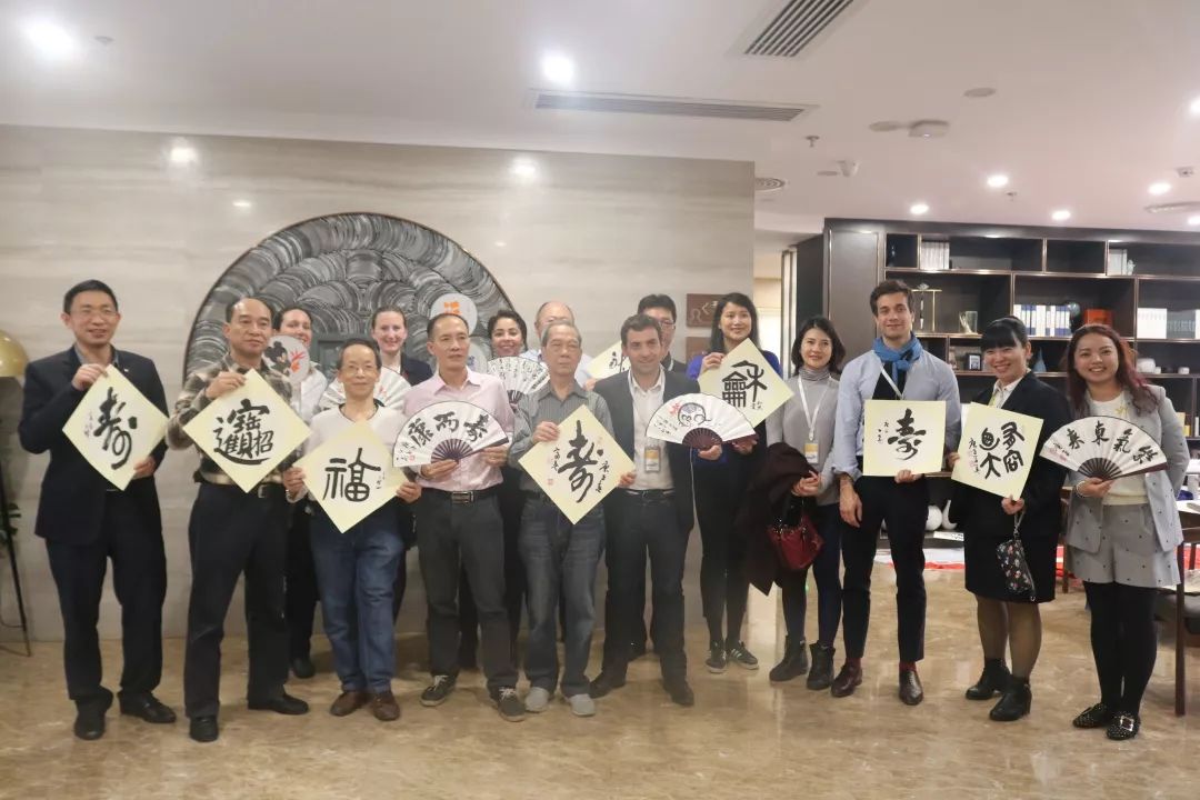 越秀养老 | 法国青年议员团参观越秀海颐苑项目