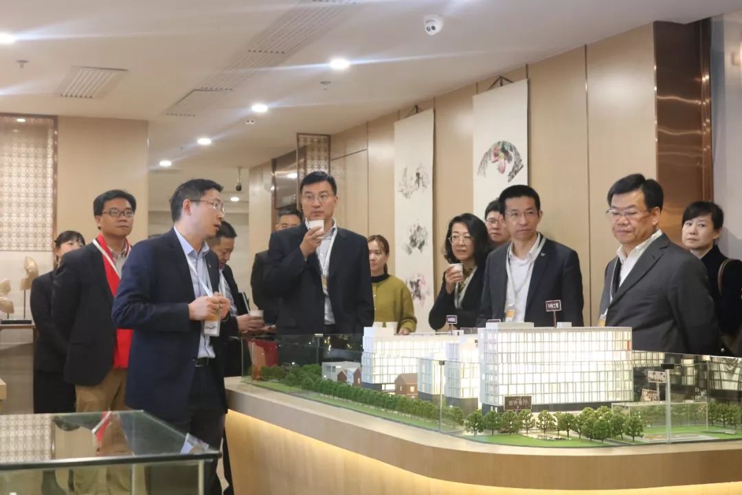 深圳市副市长黄敏一行专题调研越秀养老项目